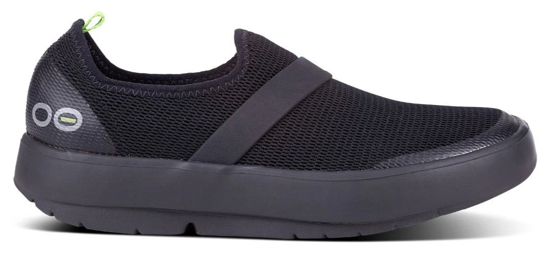 Oofos Unisex OOmg Low Oofos Unisex OOmg Low -marathonsports shop 5070BLKBLK shot1 1200x crop center de22ad15 d956 4b59 8126 7460eb0f196d