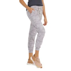 Vuori Women's Performance Joggers - Pale Heather Camo (VW303PHC) 3 Vuori Women's Performance Joggers - Pale Heather Camo (VW303PHC) -marathonsports shop VuoriWomen sPerformanceJoggers PaleHeatherCamo 3