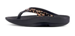 Oofos Women's OOlala Limited Sandal - Black/Leopard (1403) -marathonsports shop ezgif.com gif maker 2022 09 26T095924.039